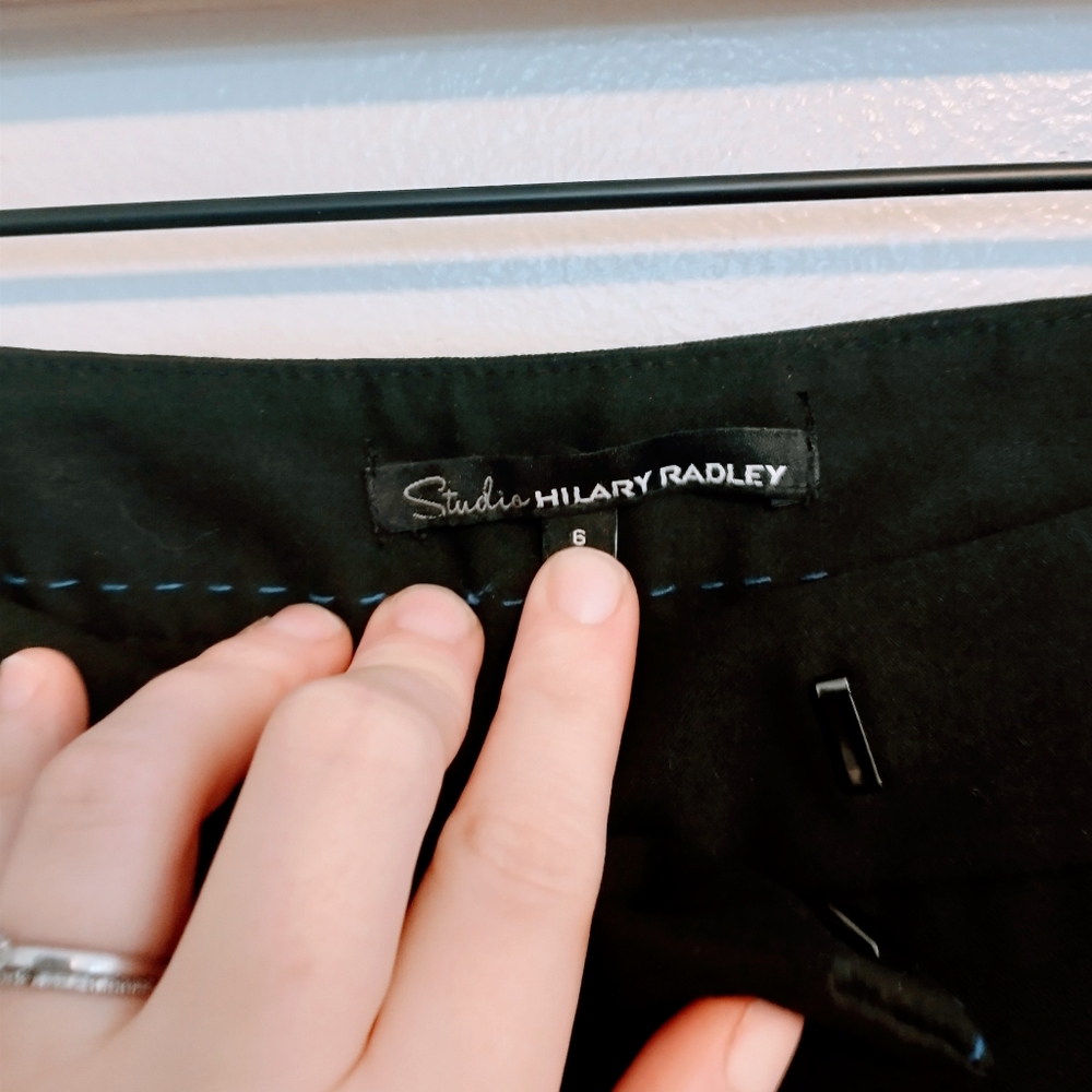 Hilary Radley black dress pants size 6, front button closure - Picture 5 of 5